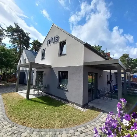 Apartman No 12 *
